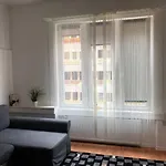Apartment O&b
